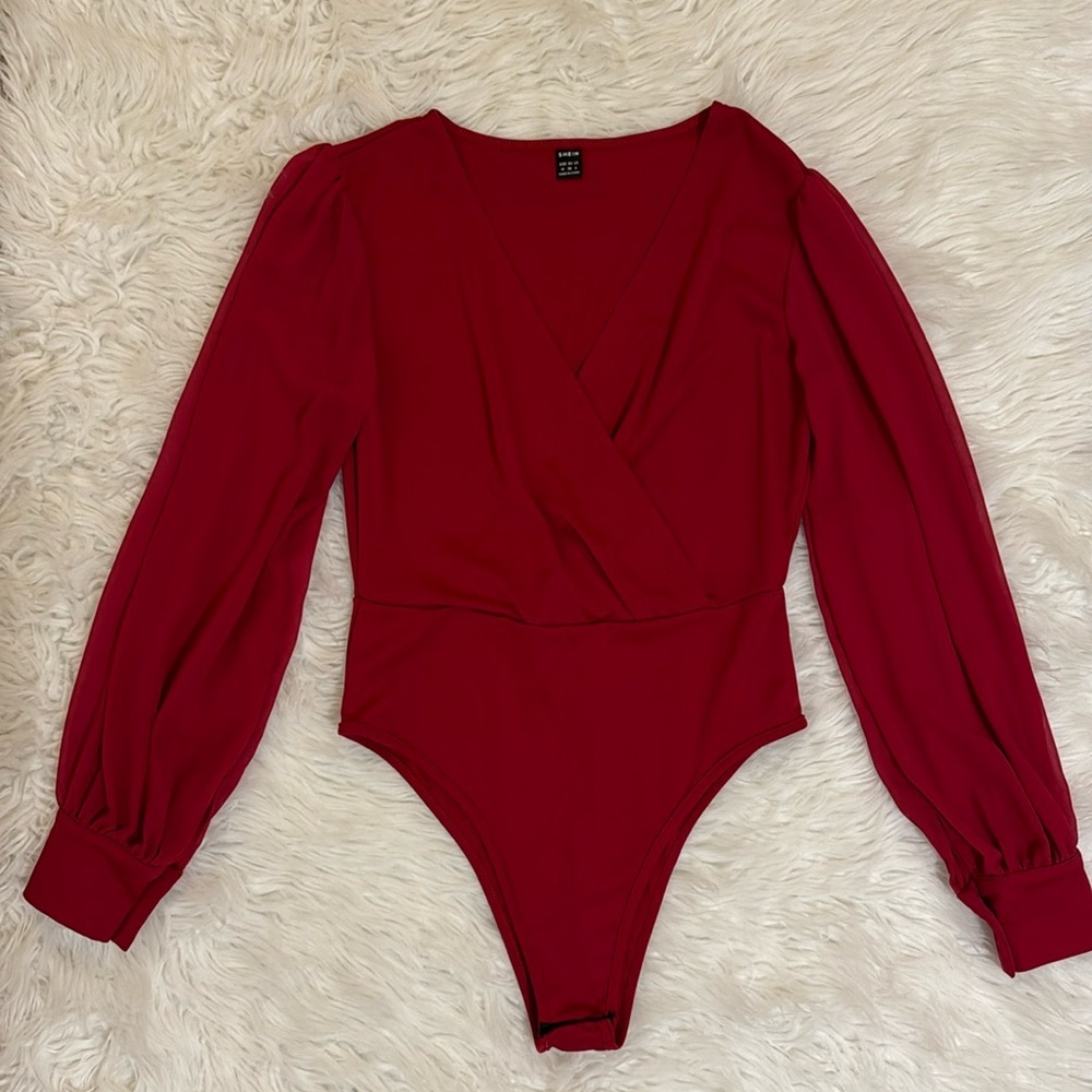Long sleeve Bodysuit size medium color burgundy - Picture 5 of 8